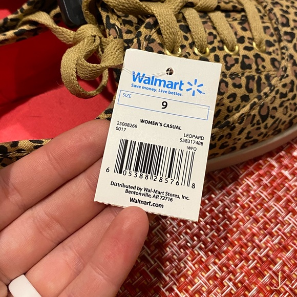 Leopard 🐾 Canvas Lace Up Shoe Ladies Size 9 - Picture 5 of 7